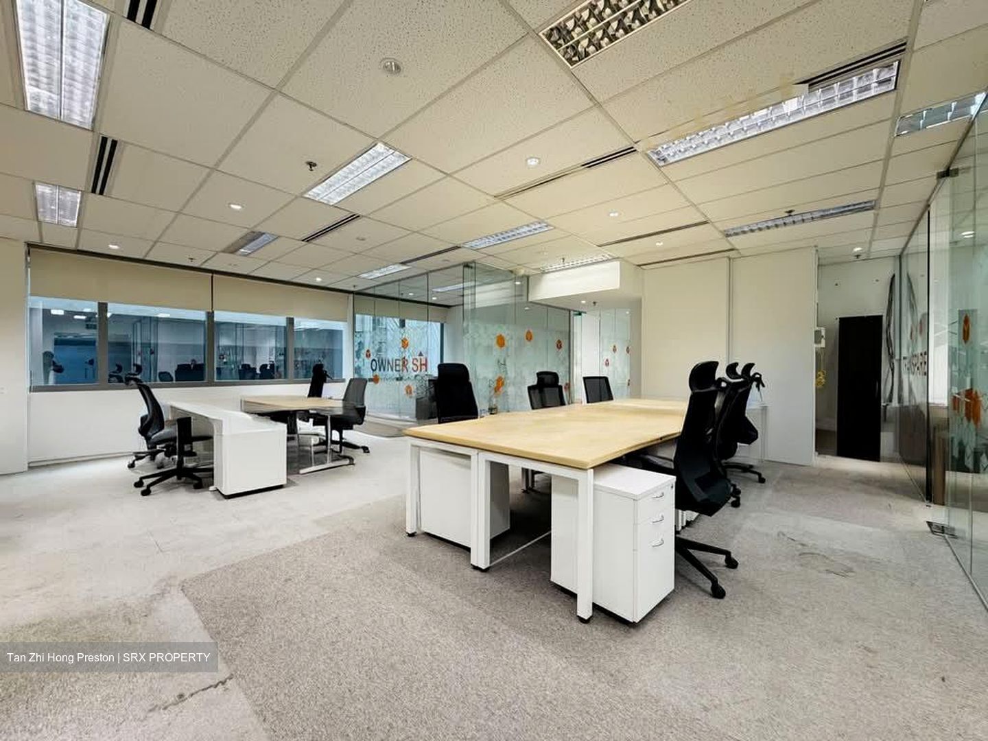 Robinson 112 (D1), Office #588635351